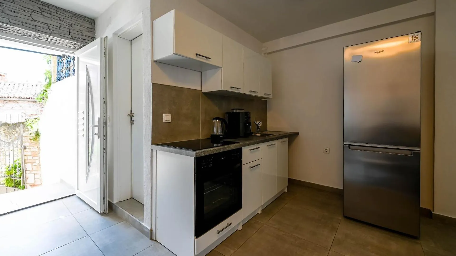 Stube Apartment Old Town With Balcony Ровинь