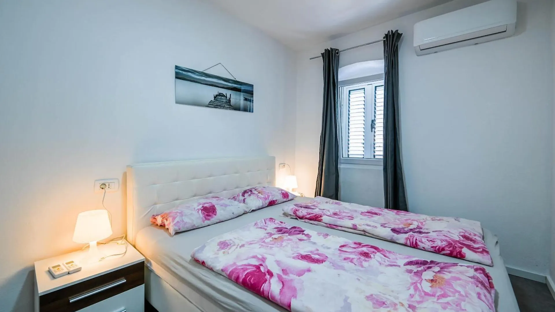 Stube Apartment Old Town With Balcony Rovinj