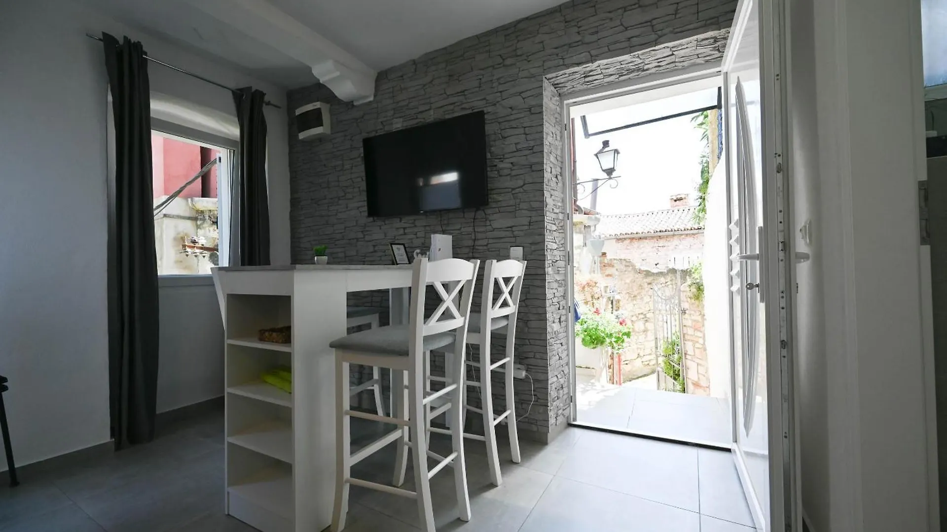 Stube Apartment Old Town With Balcony Rovinj Kroatië