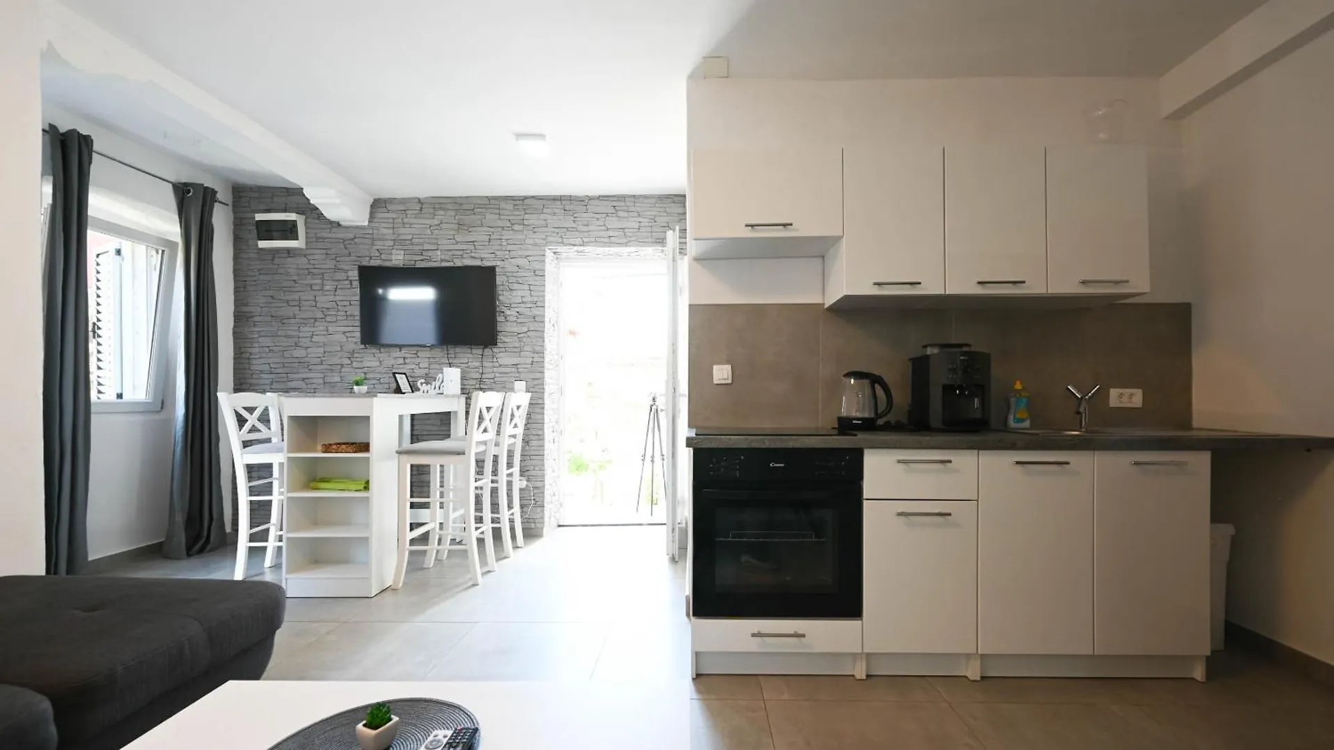 Stube Apartment Old Town With Balcony Rovinj